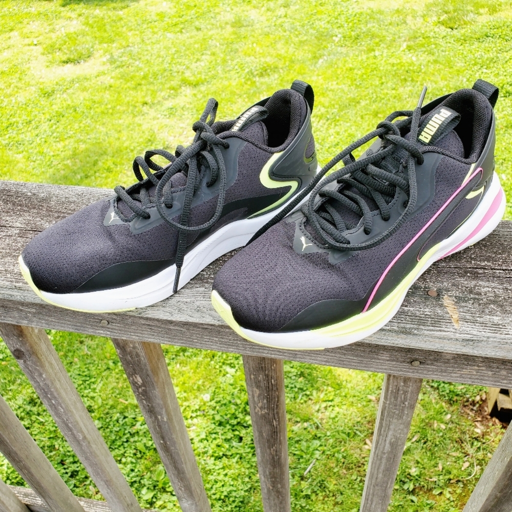 Puma Women's Size 6.5